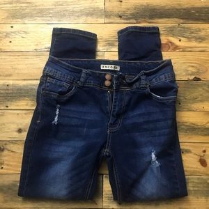 2 pairs of jeans (selling together)